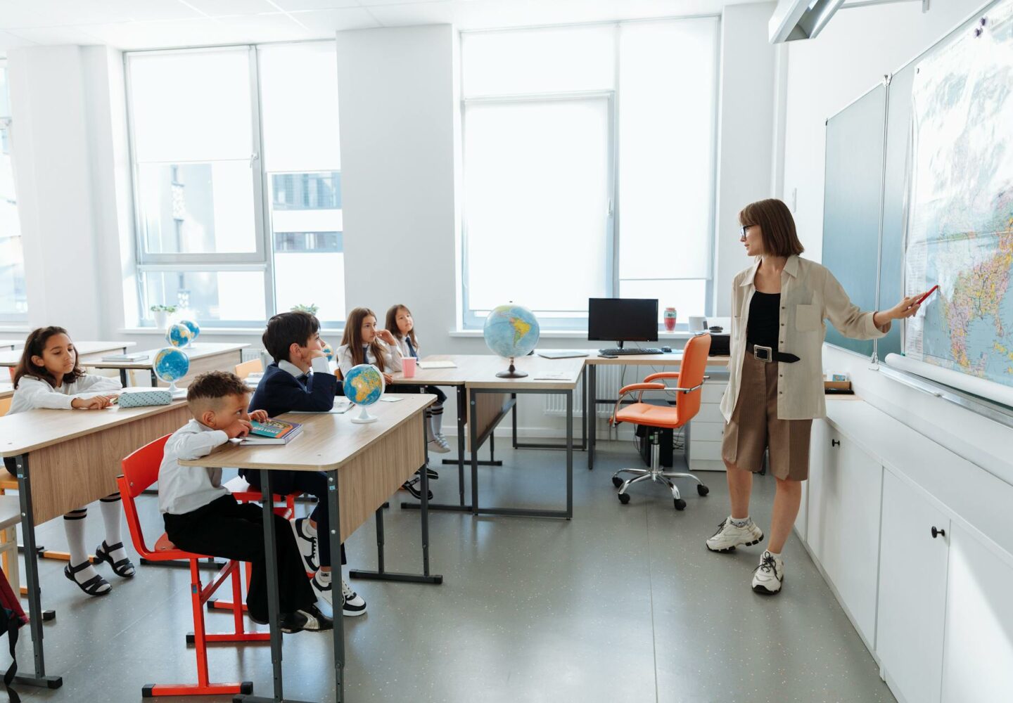 Kwiaty dla nauczyciela - co wręczyć w tym wyjątkowym dniu?