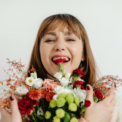 Dlaczego wręczamy tulipany na dzień kobiet? Poznaj początki tej tradycji w Polsce