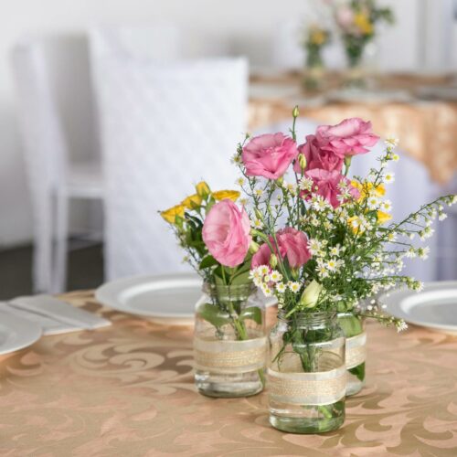 Kwiaty do wazonu na wiosnę – jakie wybrać i jak zadbać o ich trwałość